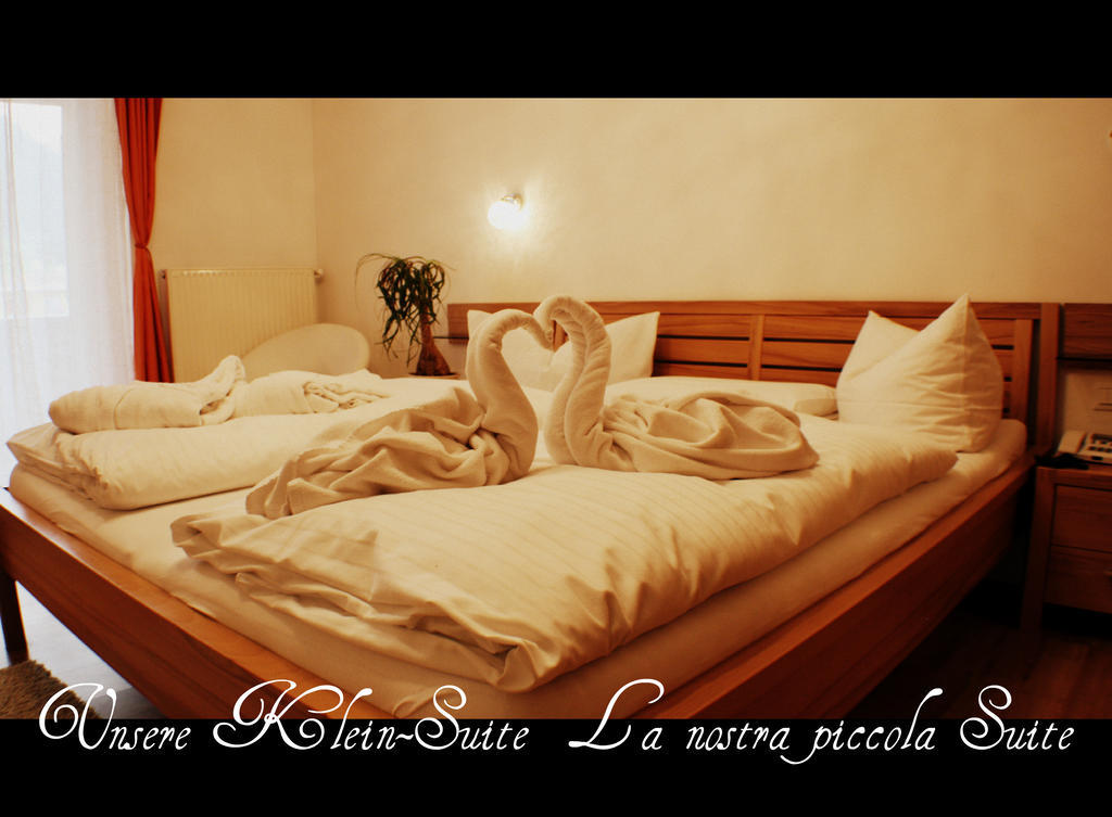 Hotel Etschquelle Reschen Rum bild